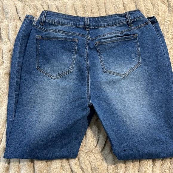 Encore women’s jeans - Picture 3 of 5